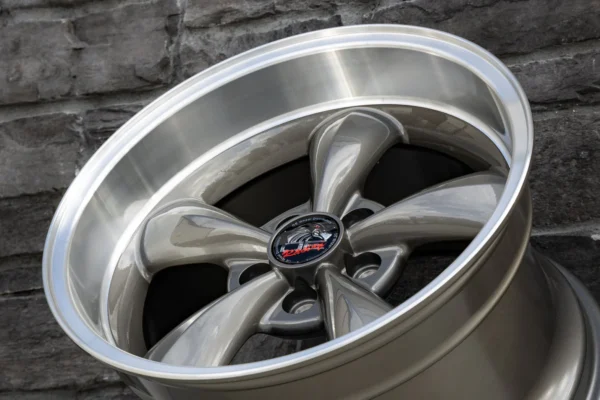 FR01 17105 5450 27AM L3 1 600x400